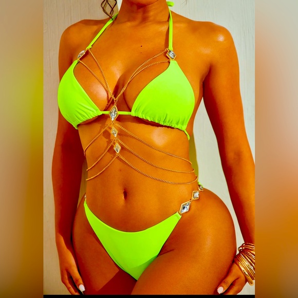 Gorgeous Neon Green Embellished 2 Piece Swimsuit. Definite Variation staple 🔥💣 - Picture 1 of 4